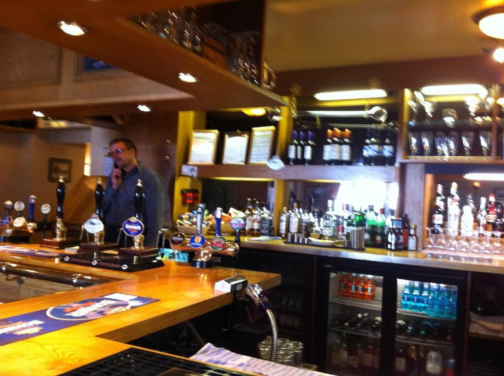 ברמפטון The Howard Arms מראה חיצוני תמונה
