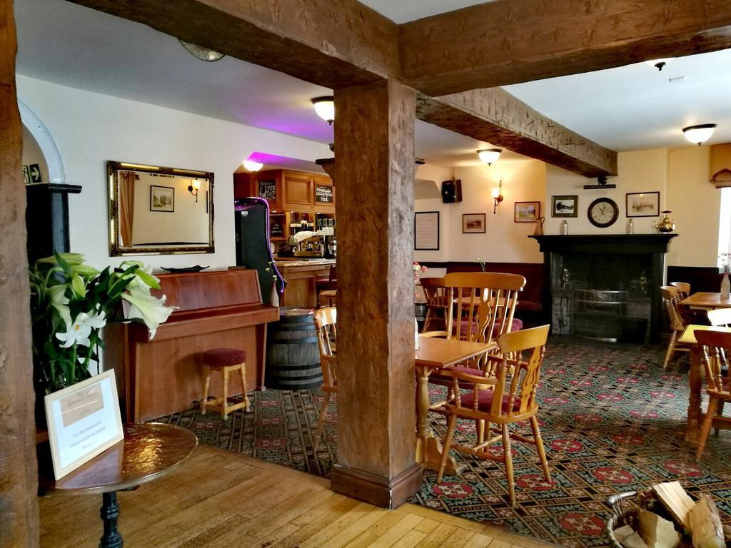 ברמפטון The Howard Arms מראה חיצוני תמונה