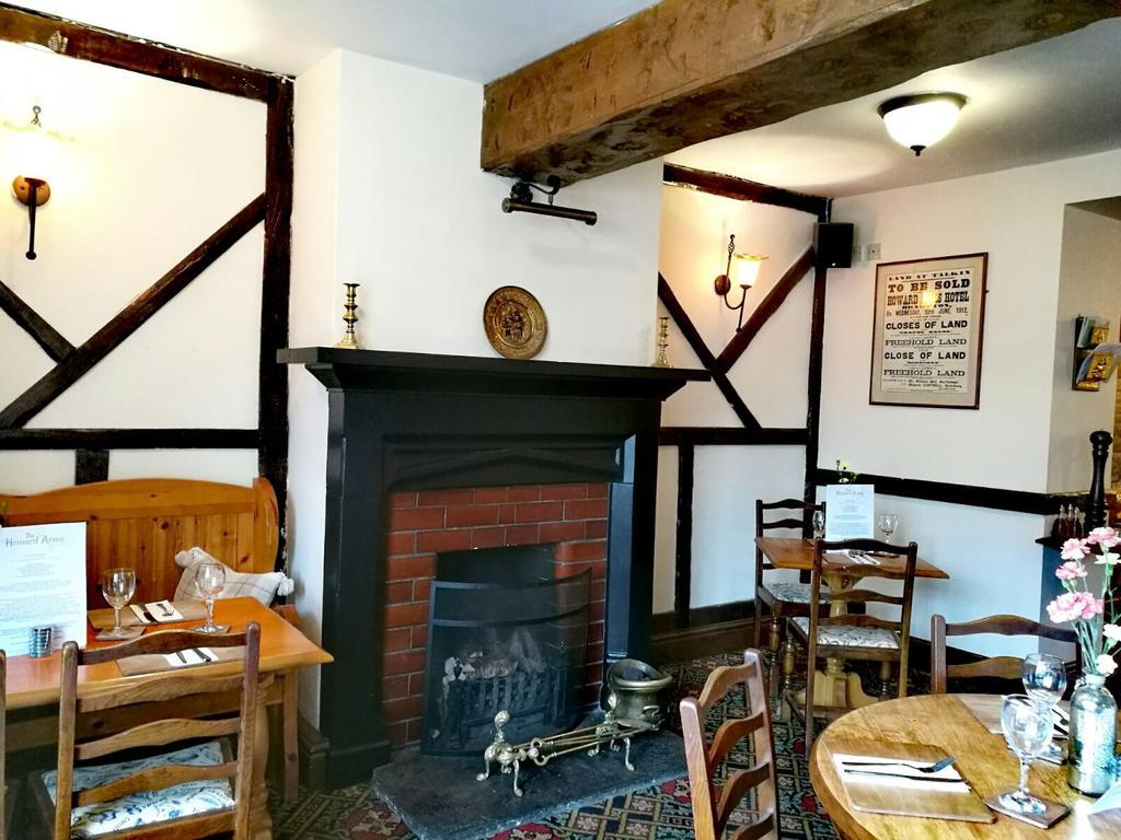 ברמפטון The Howard Arms מראה חיצוני תמונה