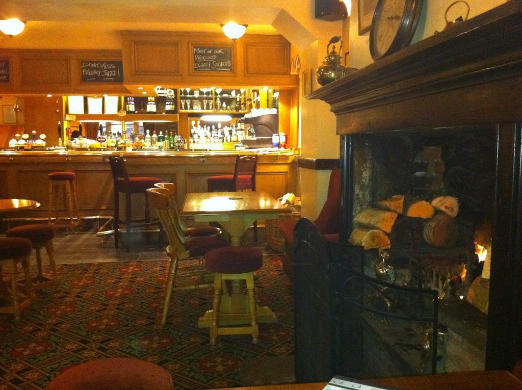 ברמפטון The Howard Arms מראה חיצוני תמונה